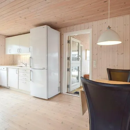 Three-bedroom In Juelsminde